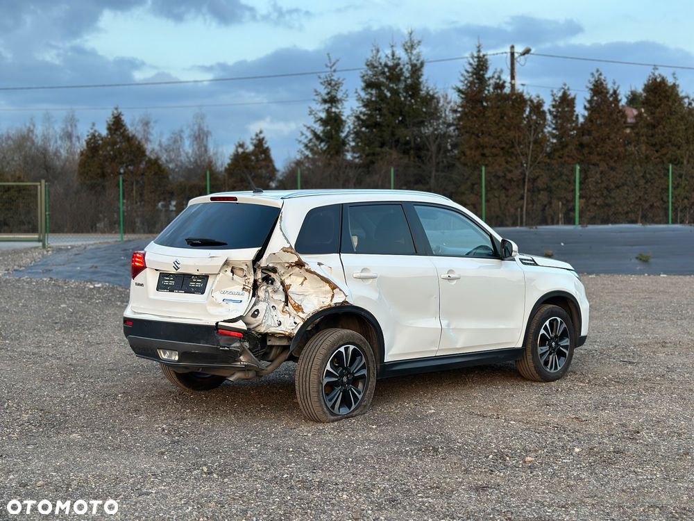Suzuki Vitara - 12
