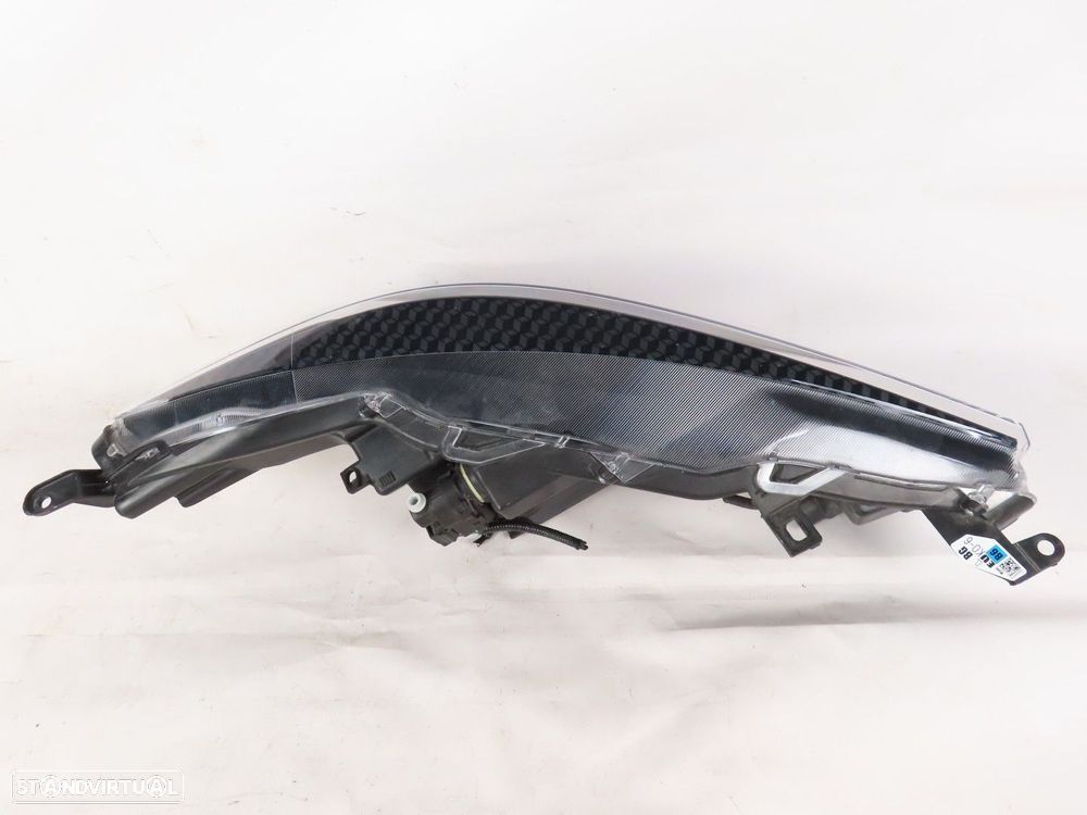 Farol Esquerdo Seminovo/ Original TOYOTA Yaris IV (_P21_, _PA1_, _PH1_) 81170K00... - 5
