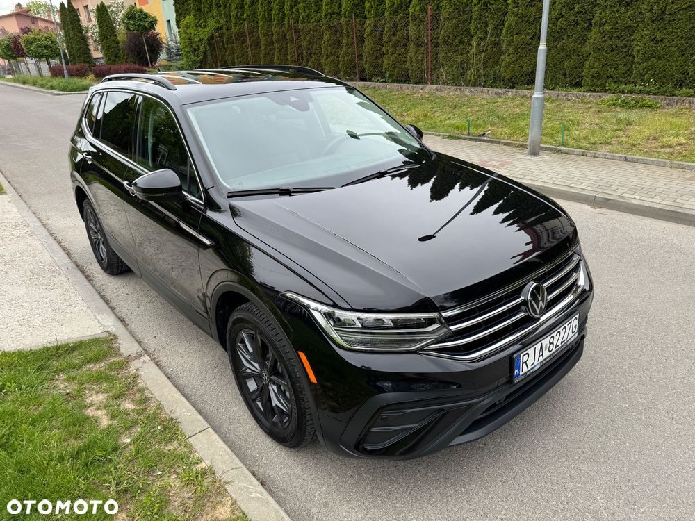Volkswagen Tiguan - 36