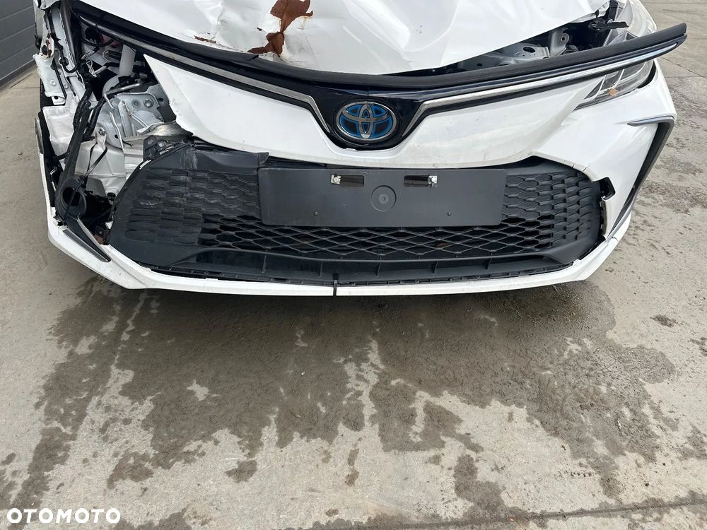 Toyota Corolla 1.8 Hybrid Comfort - 12