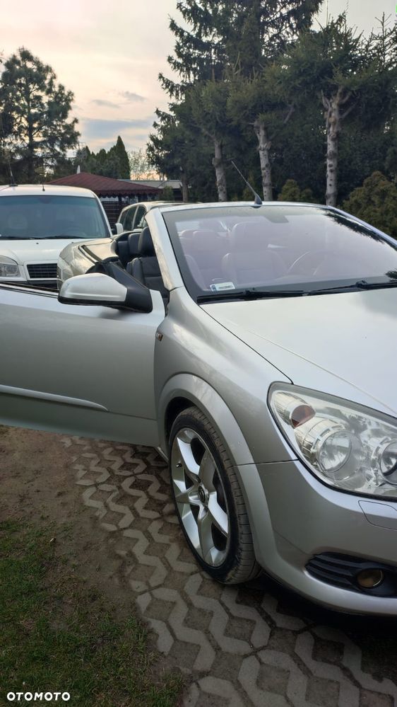 Opel Astra 1.9 CDTI Cosmo - 29