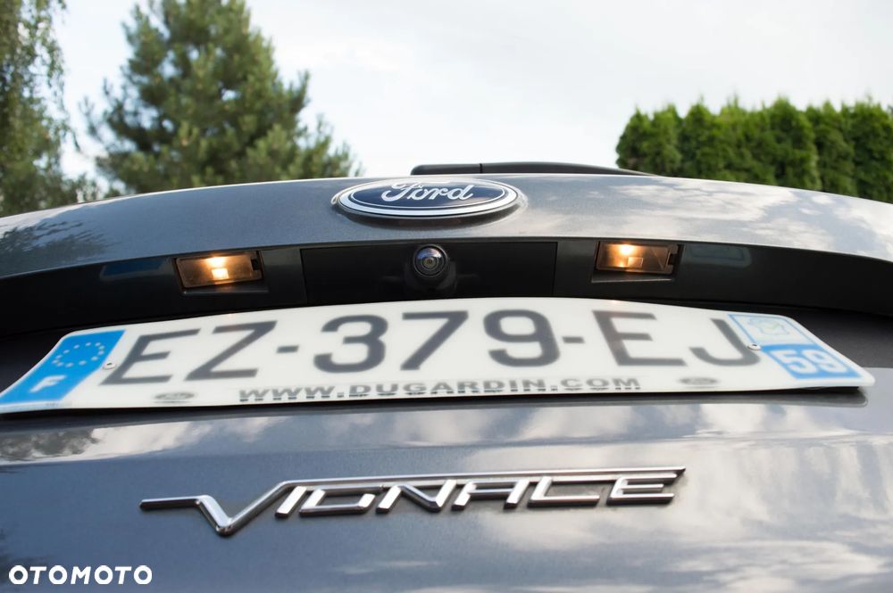 Ford Kuga 2.0 TDCi 4x4 Vignale - 40