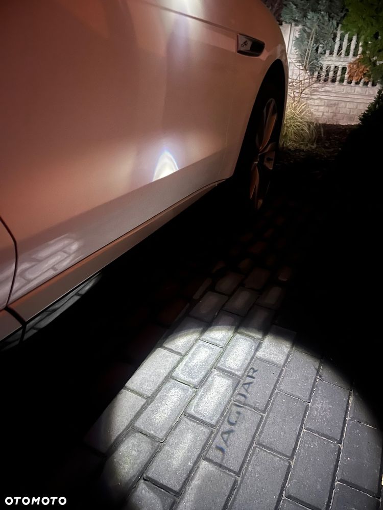 Jaguar F-Pace P250 AWD R-Dynamic S - 20