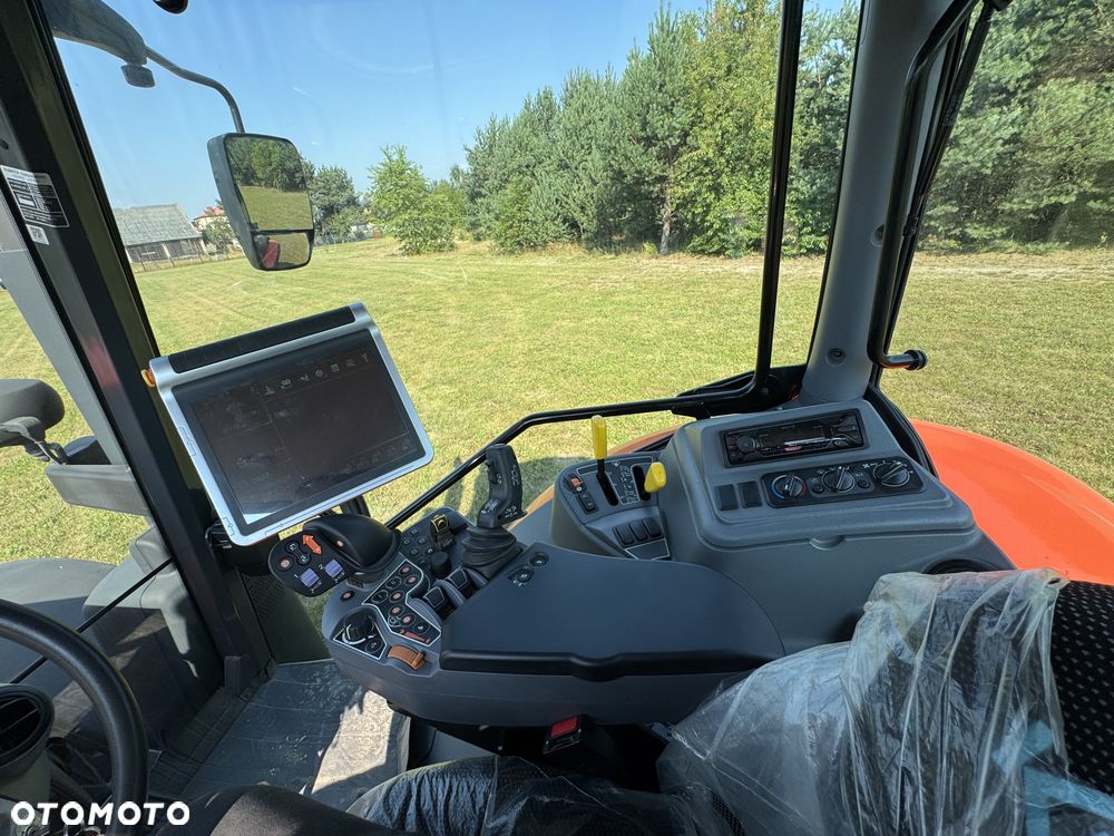 Kubota M7153 - 9