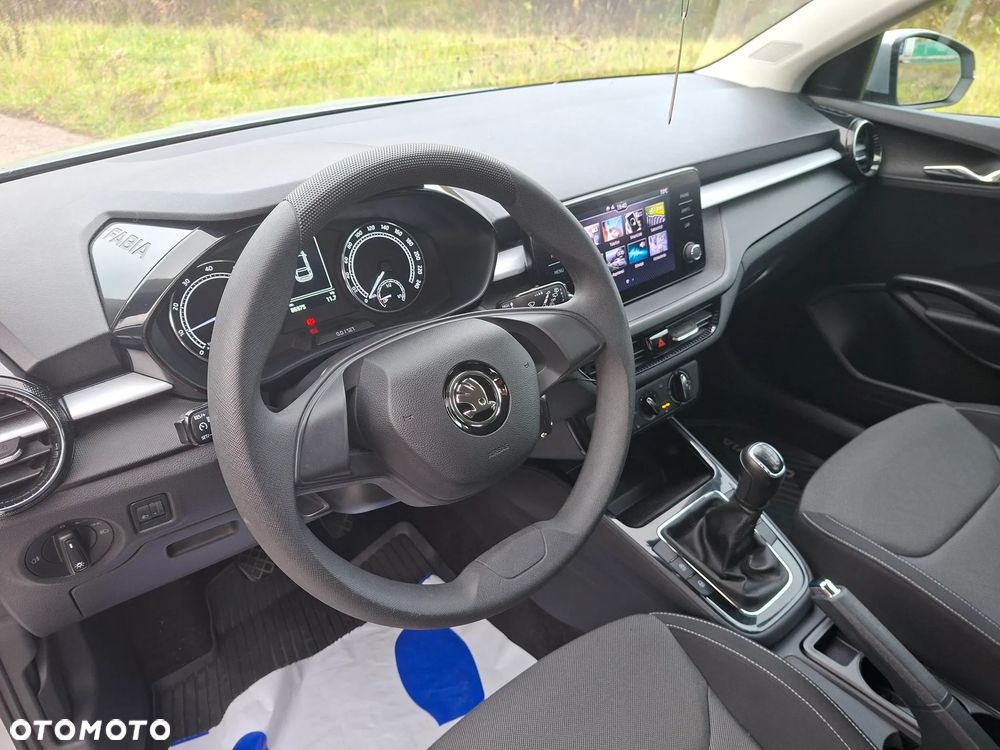 Skoda Fabia 1.0 Ambition - 22