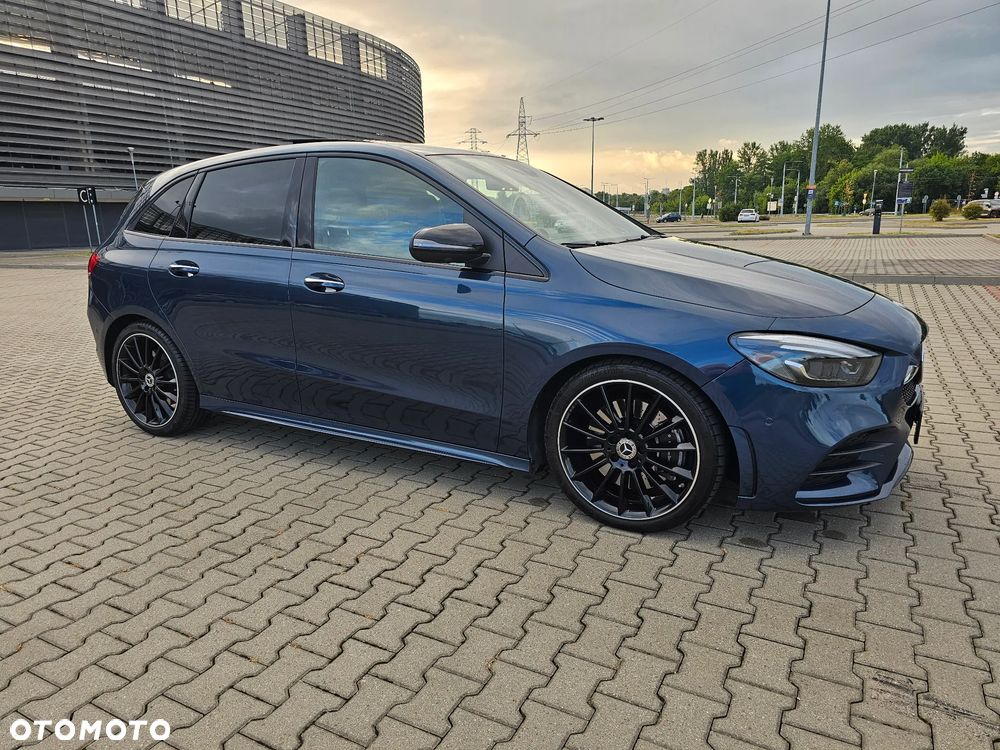 Mercedes-Benz Klasa B 250 4Matic 7G-DCT AMG Line - 2