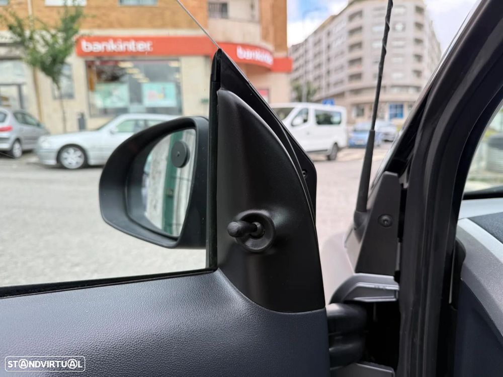 Smart ForTwo Coupé 1.0 mhd Pure 61 Softouch - 25