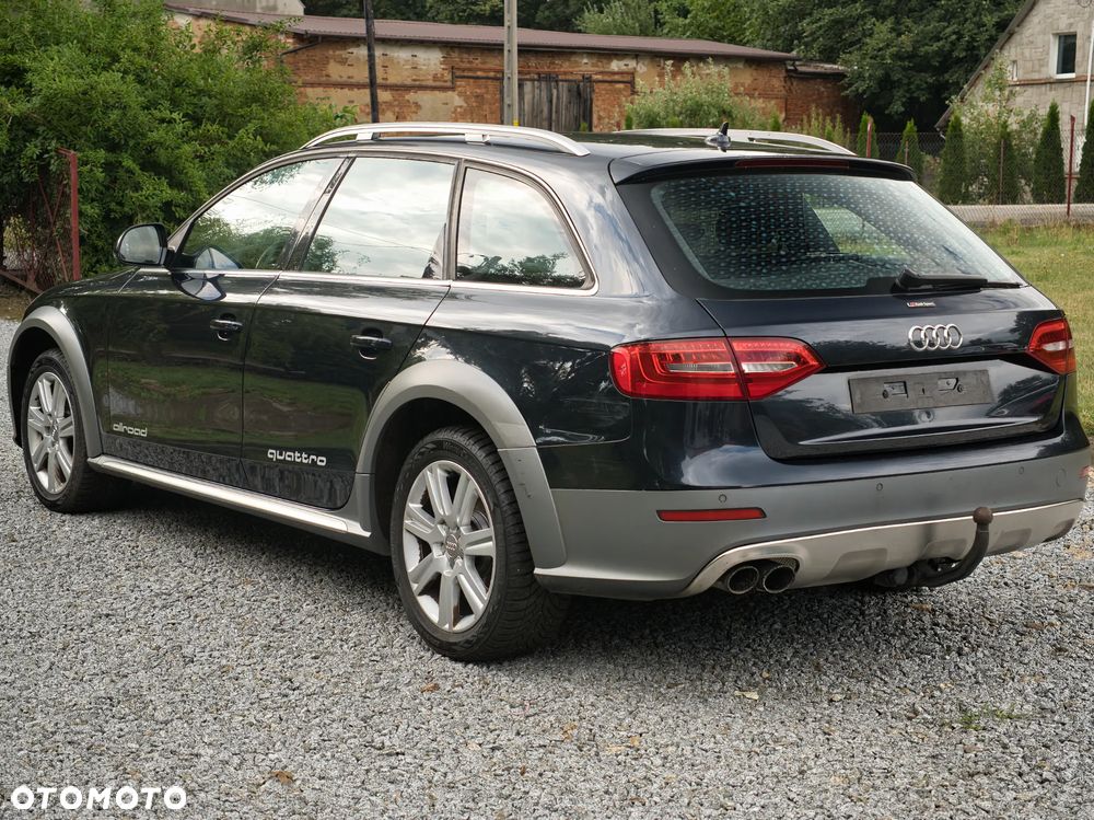 Audi A4 Allroad 2.0 TDI DPF S tronic - 4