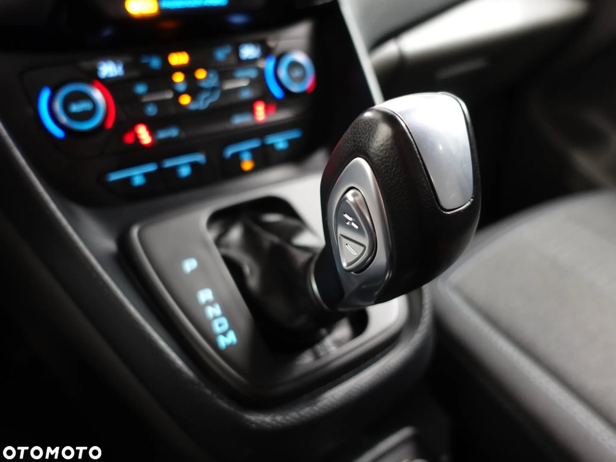 Ford Tourneo Connect 1.5 EcoBlue Start-Stop Active - 37