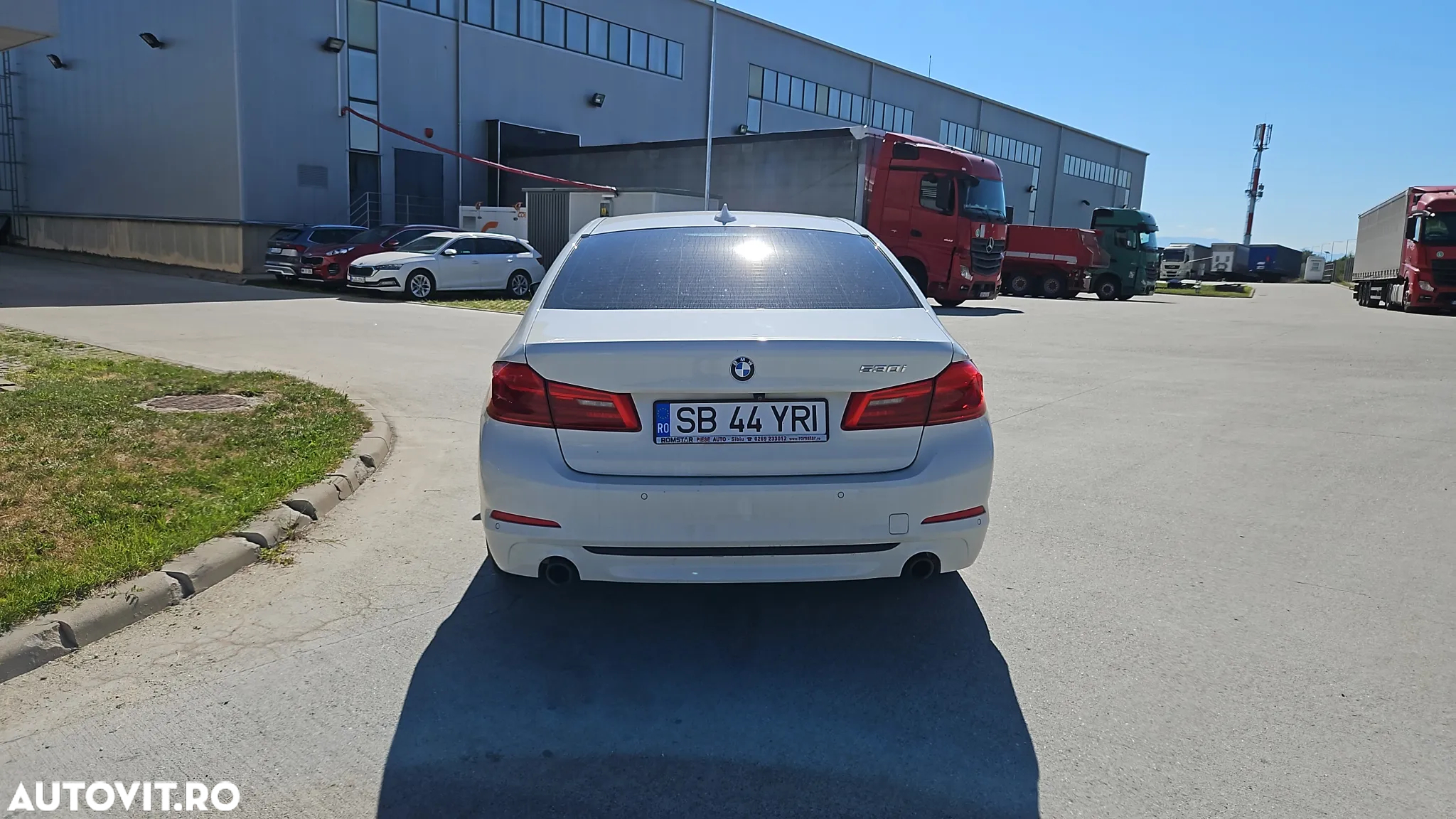 BMW Seria 5 530i Aut. Sport Line - 4