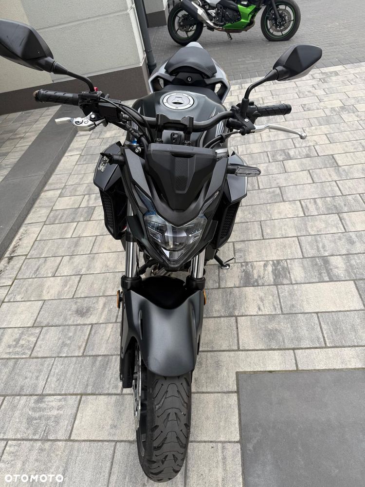 Honda CB - 21