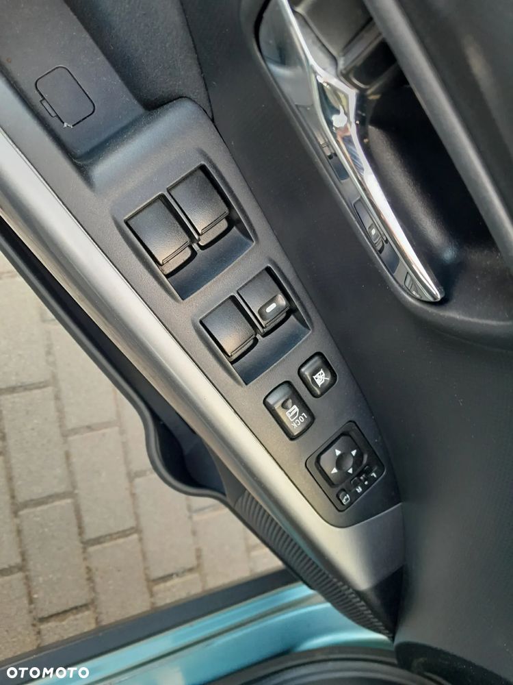 Mitsubishi Outlander 2.0 DI-D 4WD Inform - 10