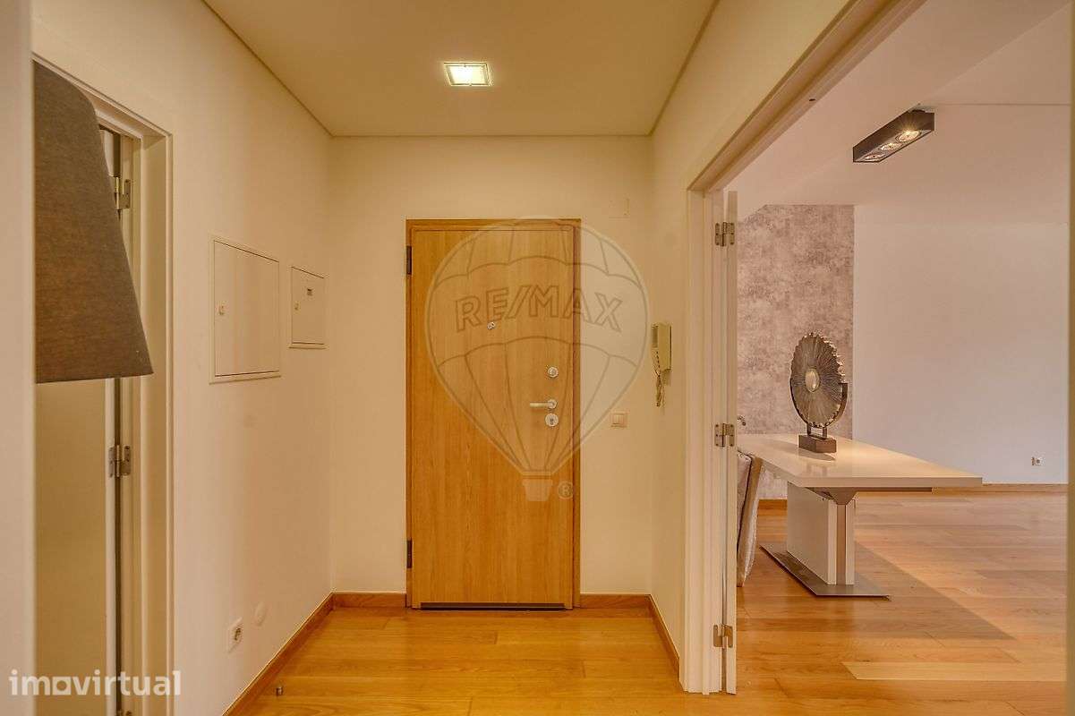 Apartamento T2 para arrendamento - Grande imagem: 2/25