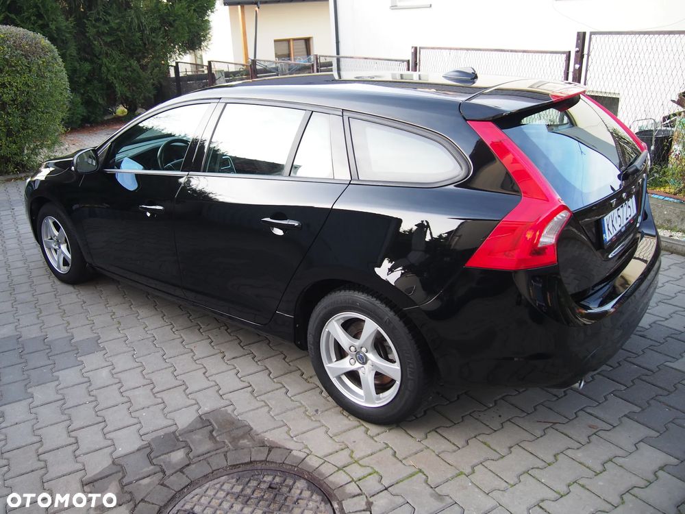 Volvo V60 D2 Edition - 9