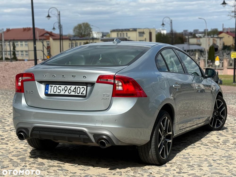Volvo S60 - 3