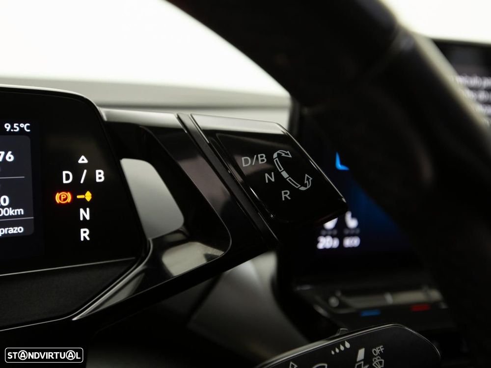 VW ID.5 52 kWh Pure Urban - 17