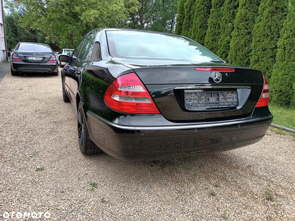 Mercedes-Benz Klasa E - 4