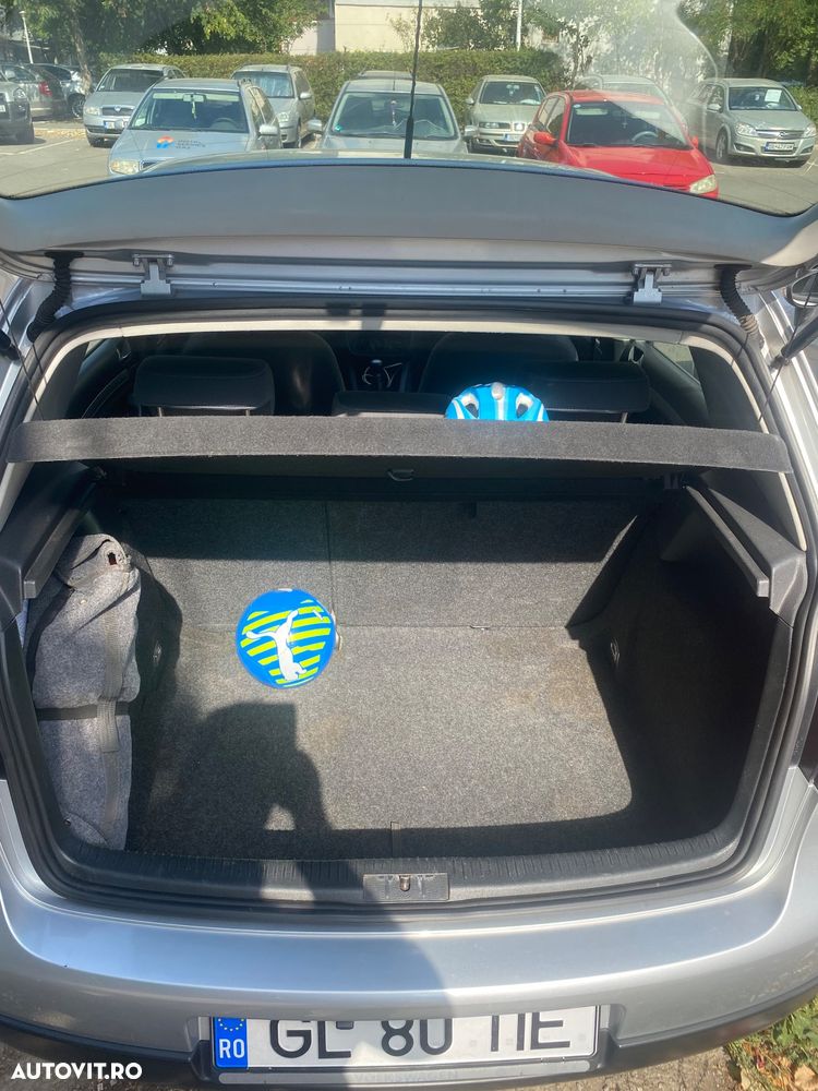 Volkswagen Golf - 9