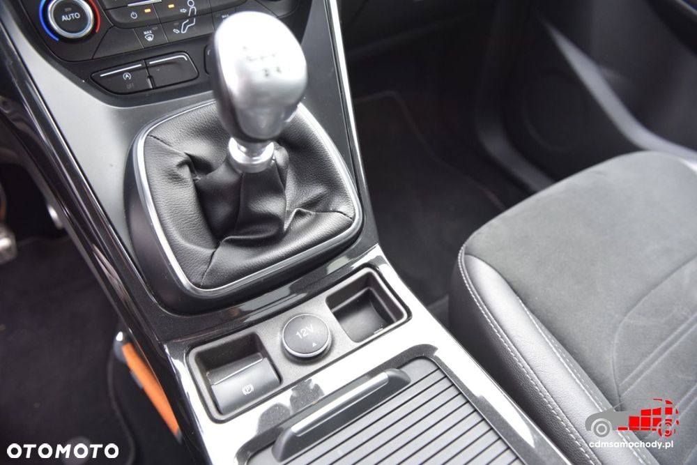 Ford Kuga - 31