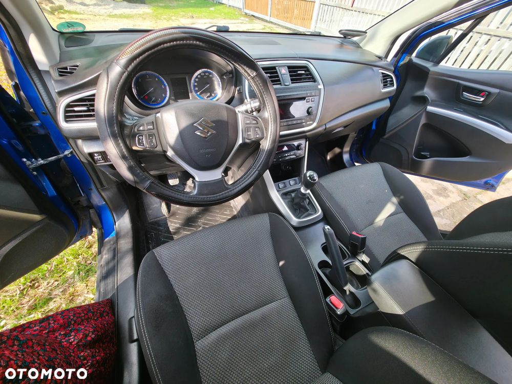 Suzuki SX4 S-Cross 1.6 DDiS Premium - 4