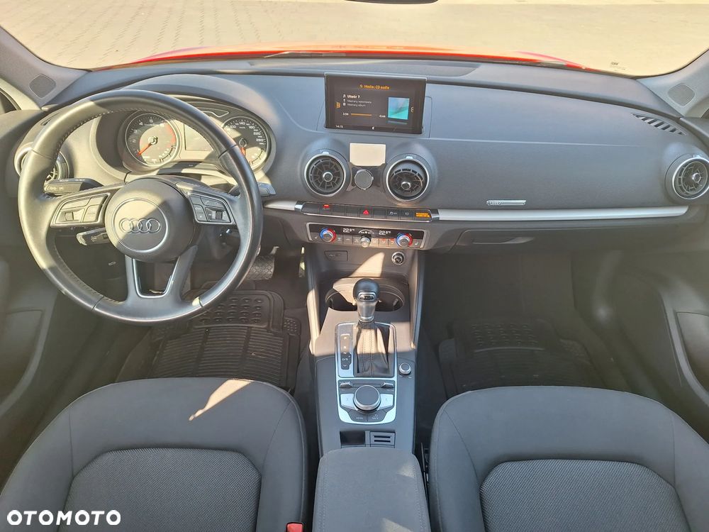 Audi A3 Sportback 35 TFSI S tronic - 4