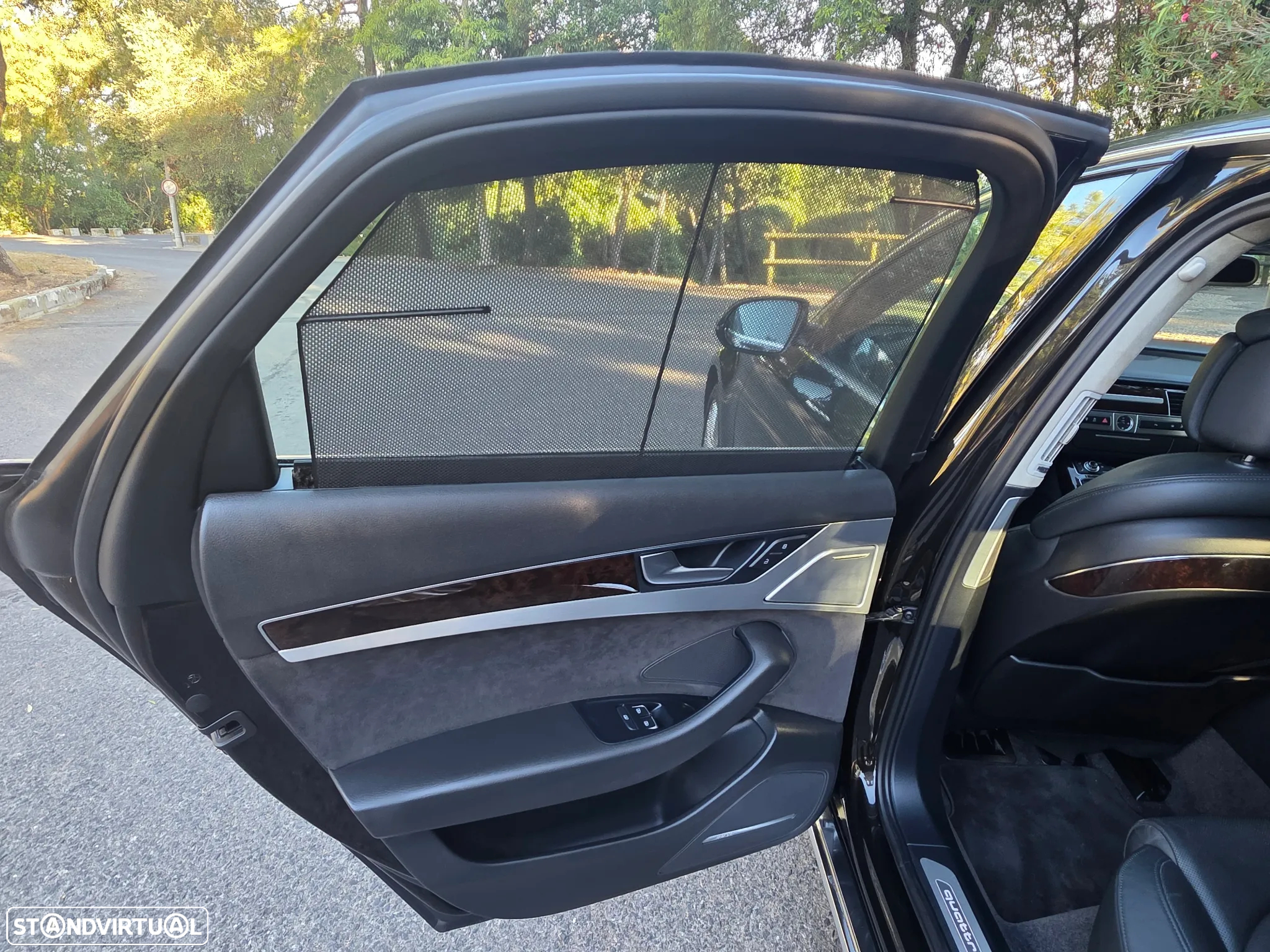 Audi A8 3.0 TDI V6 quattro Clean Diesel Exclusive - 34