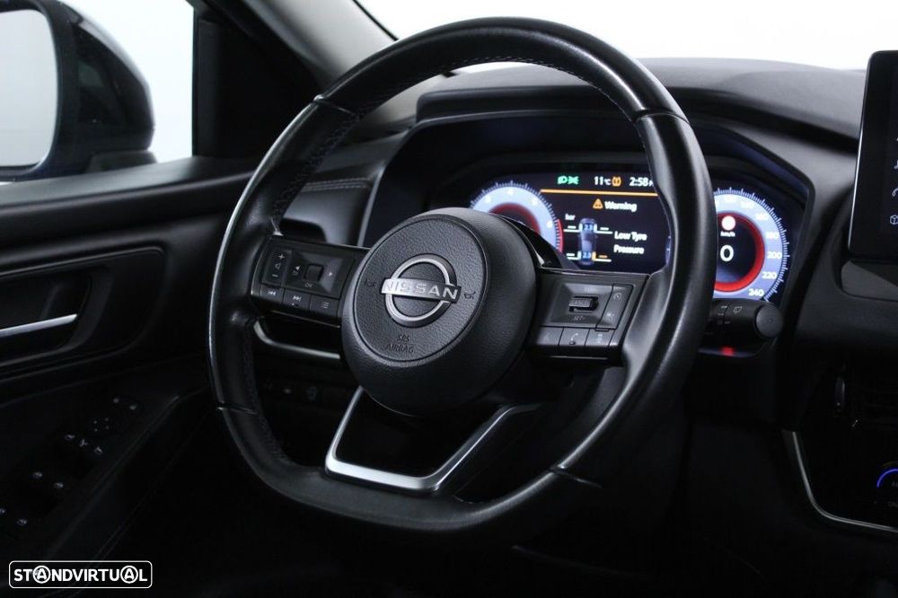 Nissan Qashqai 1.3 DIG-T N-Connecta - 16