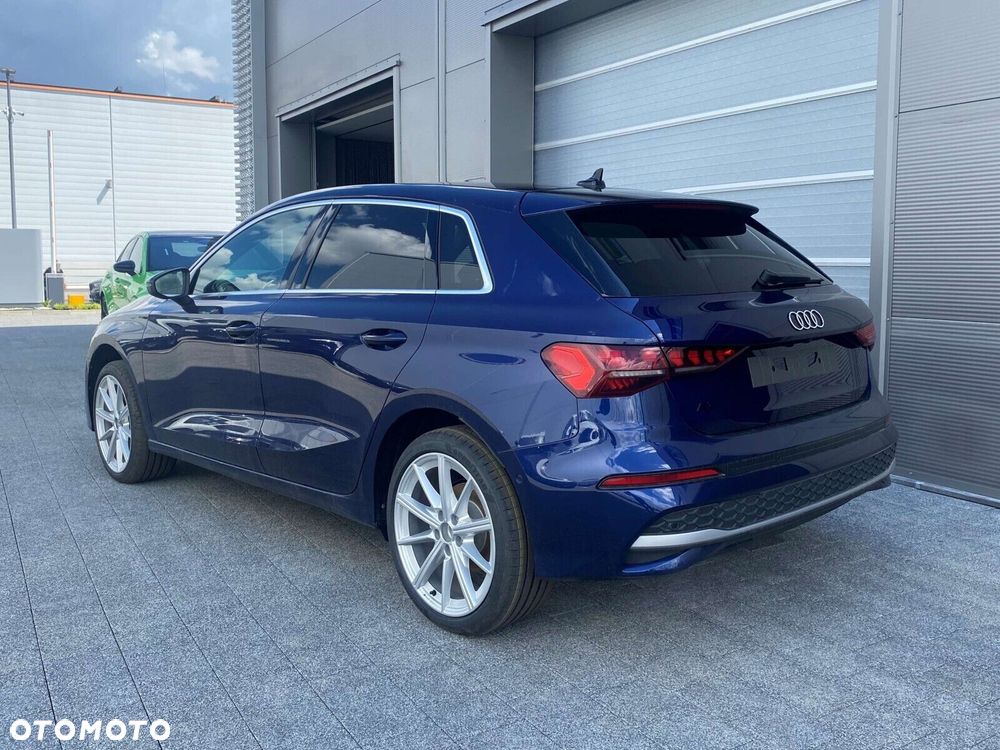 Audi A3 Sportback - 4
