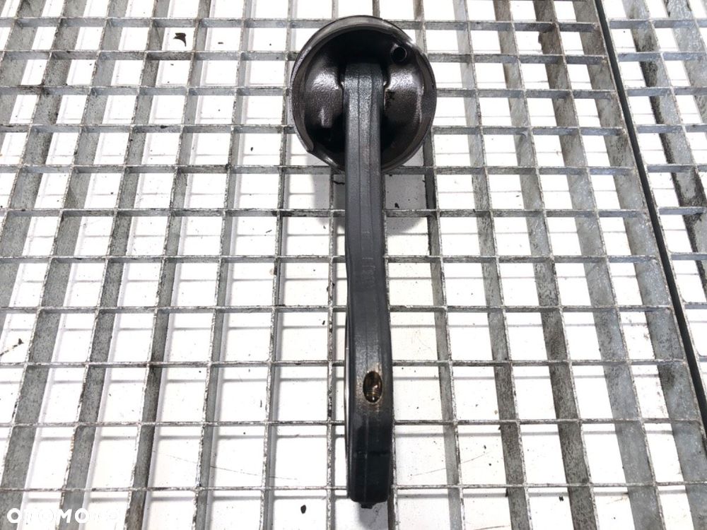 TŁOK Z KORBOWODEM - 152.00 PLN - MERCEDES-BENZ SPRINTER 3,5-t Skrzynia (B906) 2006 - 2022 319 CDI / - 4