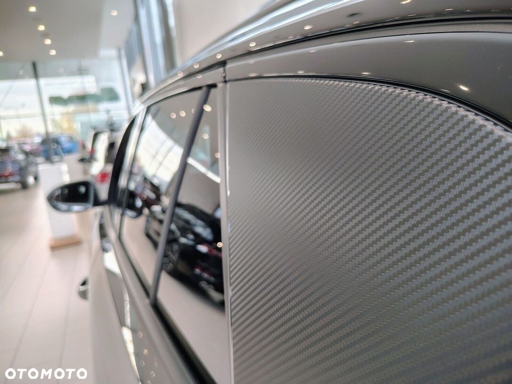 Volkswagen T-Roc - 26