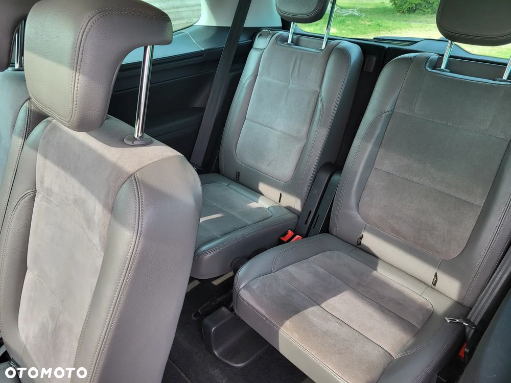 Volkswagen Sharan 2.0 TDI Highline - 21