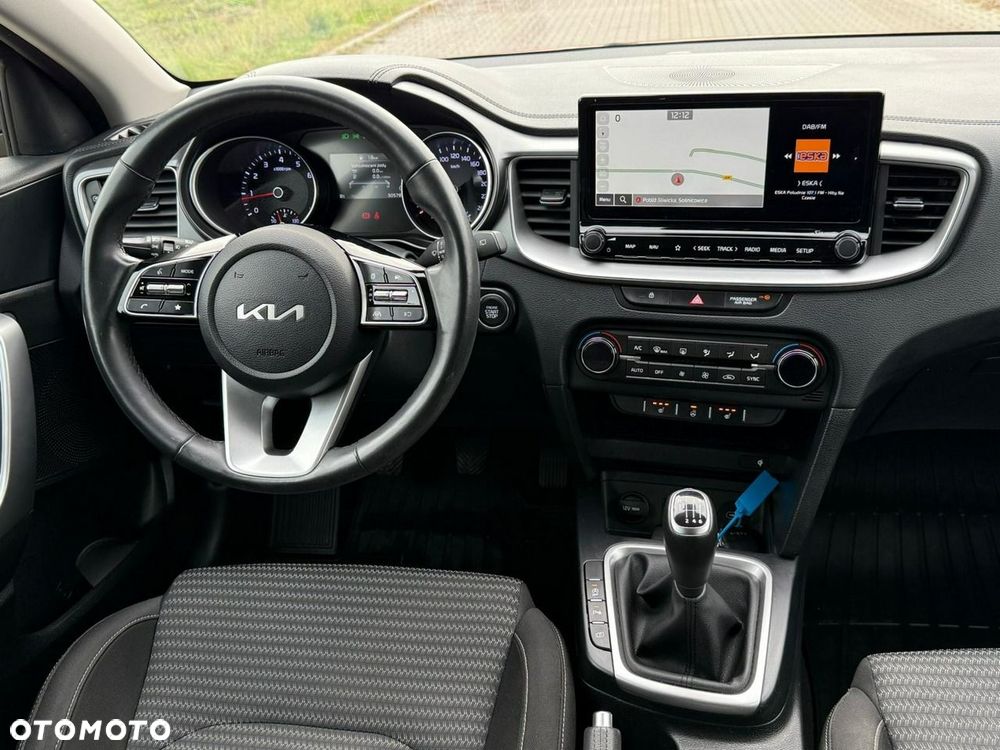 Kia Ceed 1.5 T-GDI Business Line - 28