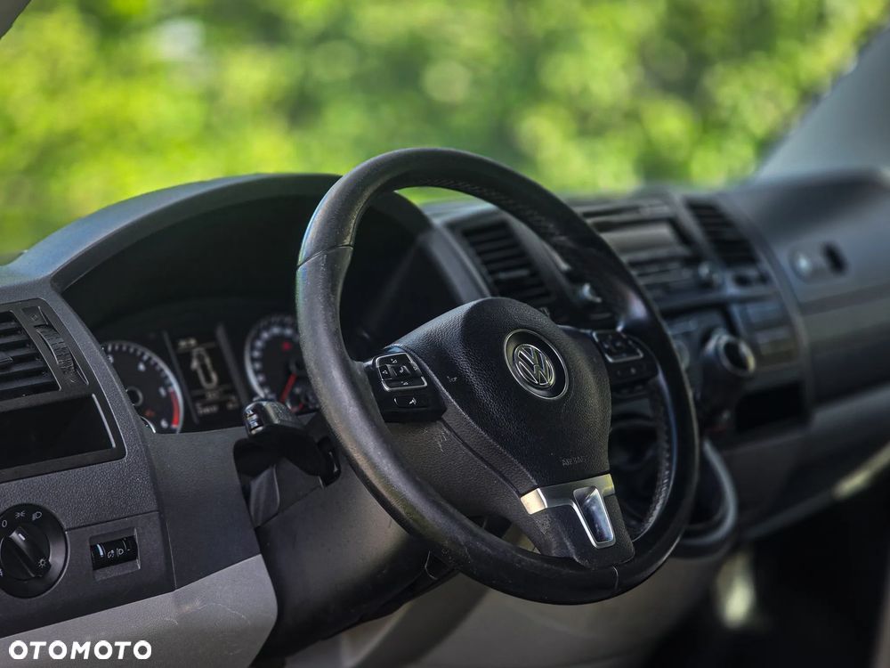Volkswagen Transporter T5 - 13