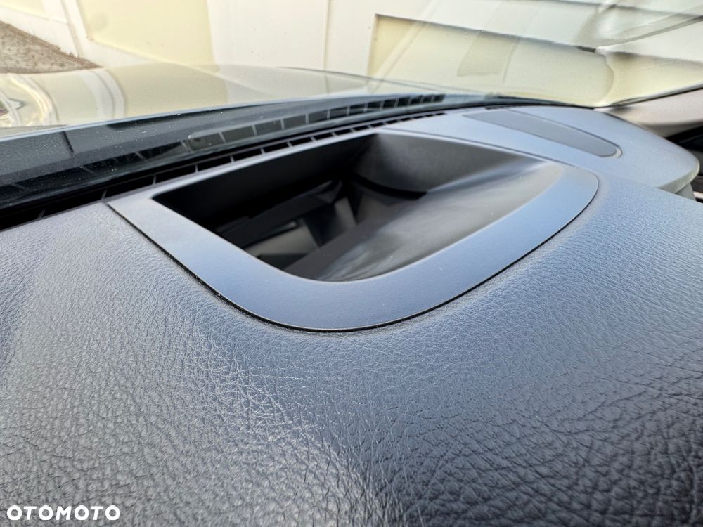 BMW Seria 5 - 38