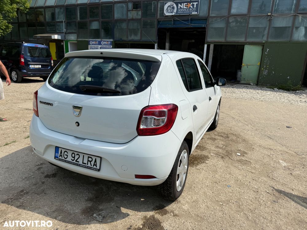 Dacia Sandero - 8