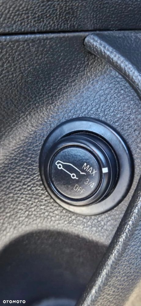 Opel Insignia - 32
