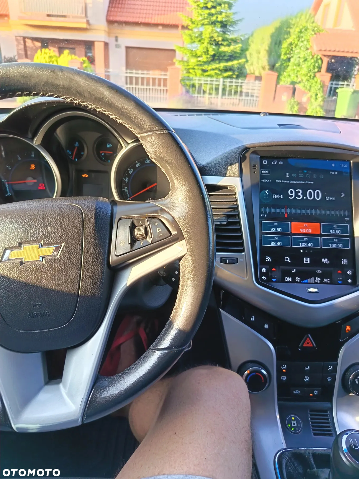 Chevrolet Cruze 1.8 LS+ - 25