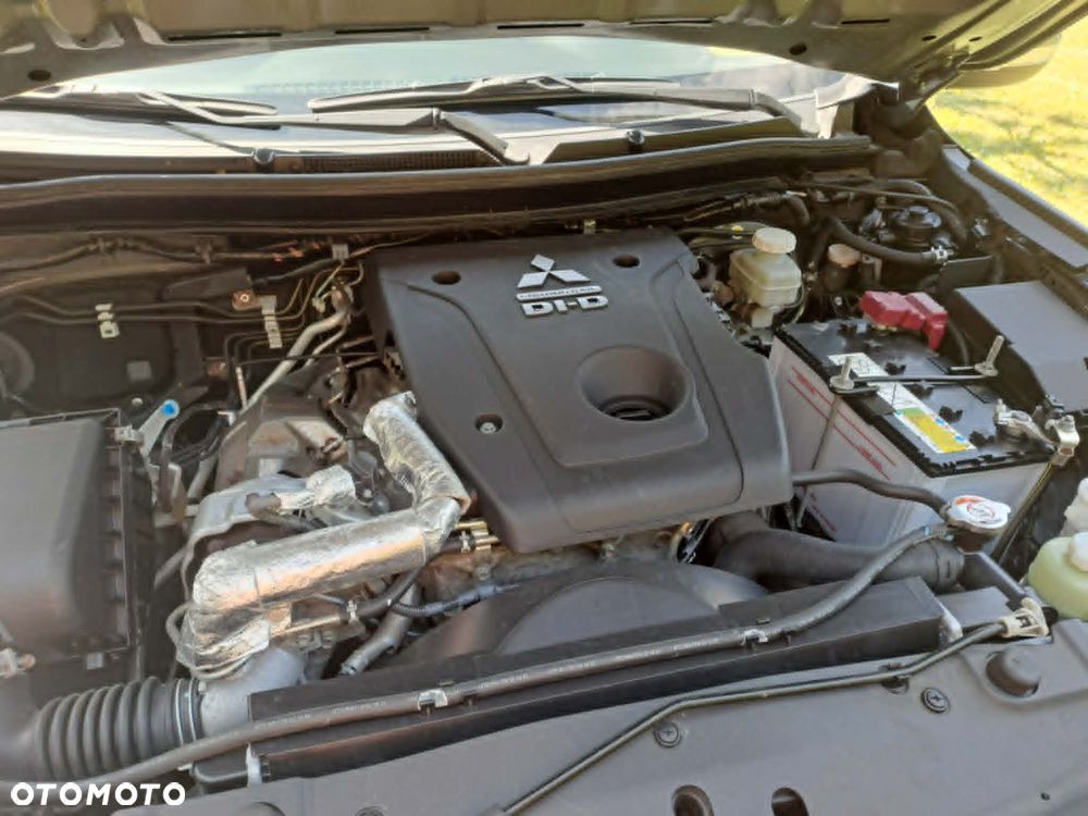 Mitsubishi L200 - 9