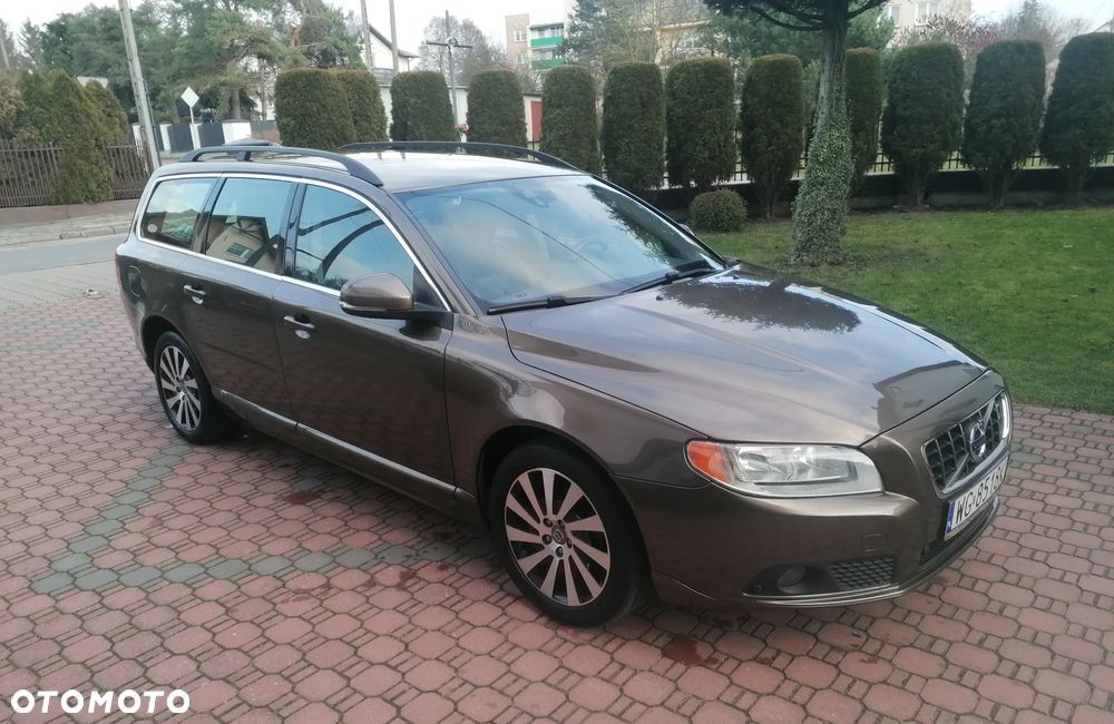 Volvo V70 D3 Geartronic Momentum - 1
