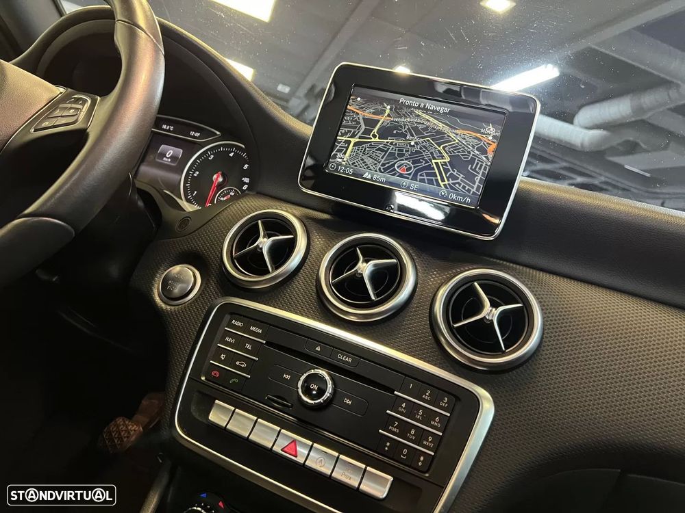 Mercedes-Benz A 180 d Style - 17