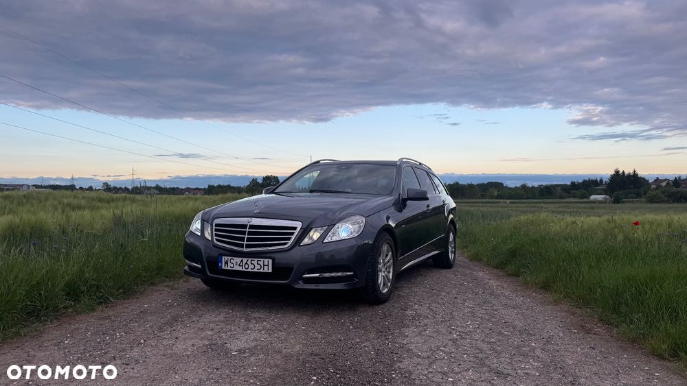 Mercedes-Benz Klasa E 250 CGI BlueEff Avantgarde - 1