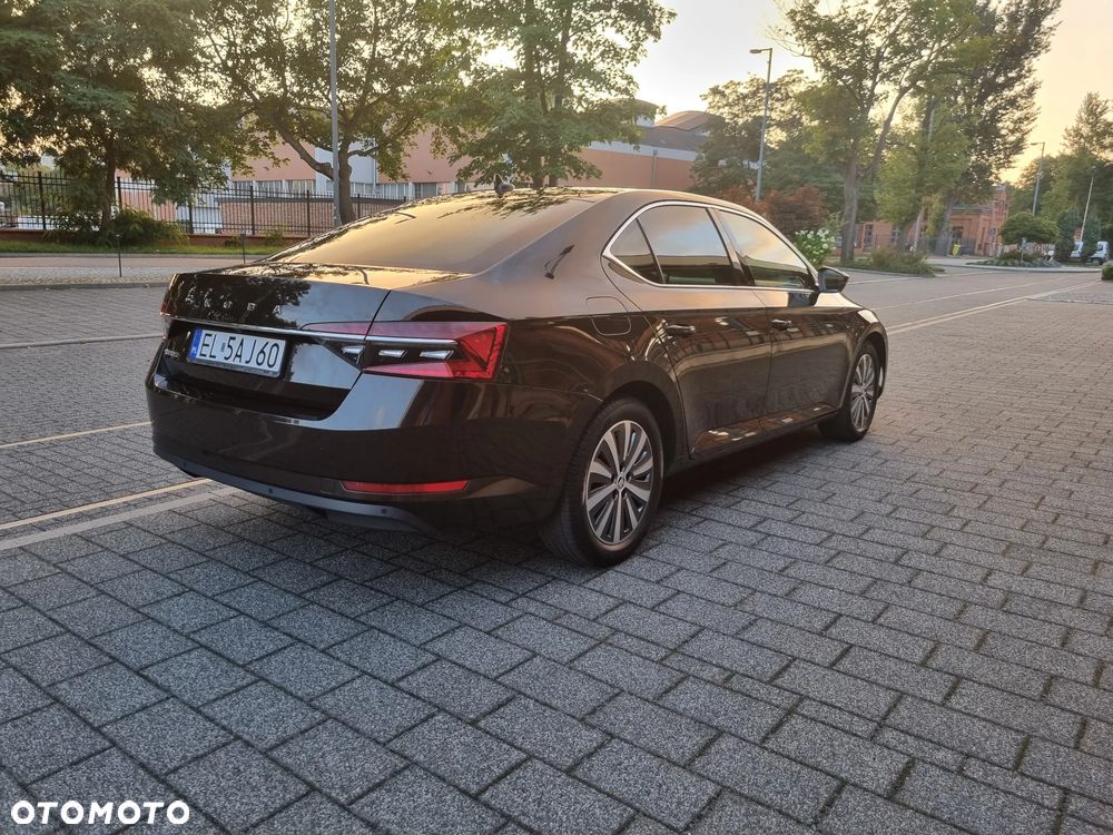Skoda Superb 2.0 TDI SCR Style DSG - 7