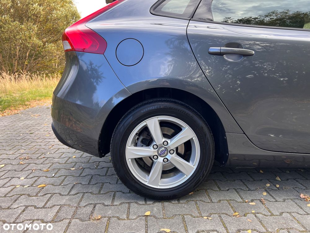 Volvo V40 D2 Kinetic - 17