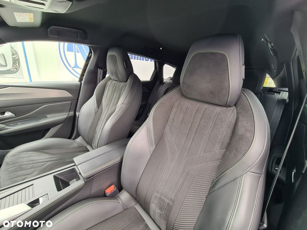 Peugeot 308 1.2 PureTech GT S&S EAT8 - 26