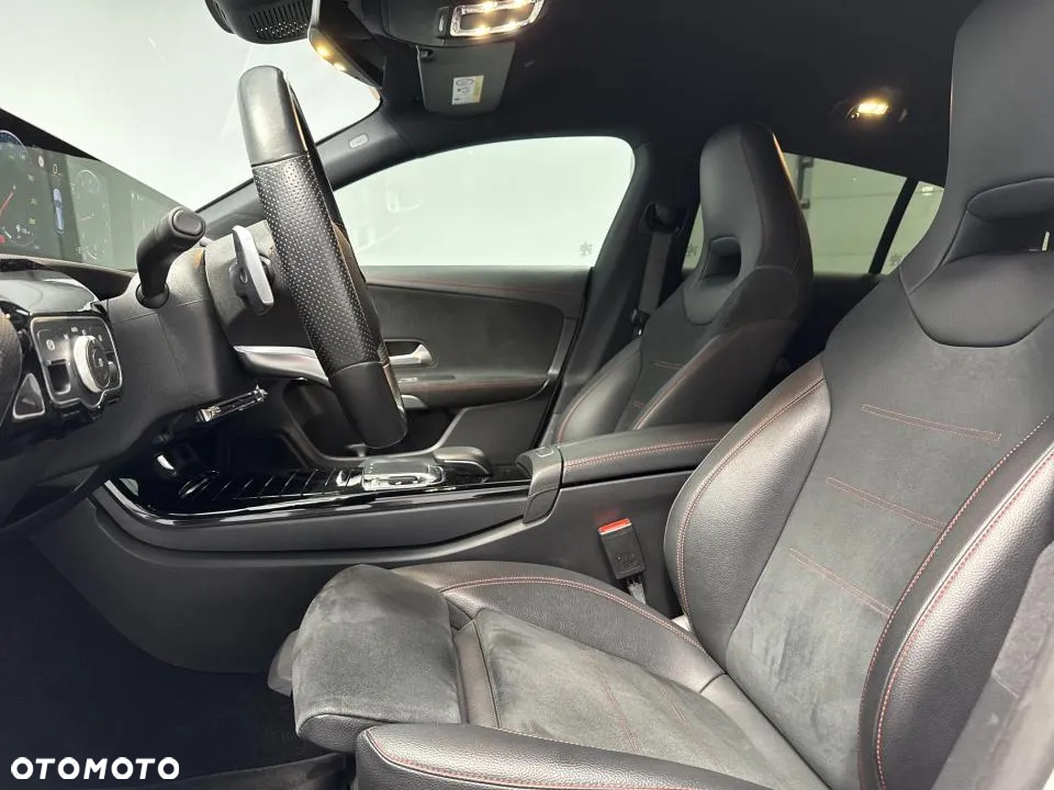 Mercedes-Benz CLA 200 AMG Line 7G-DCT - 12