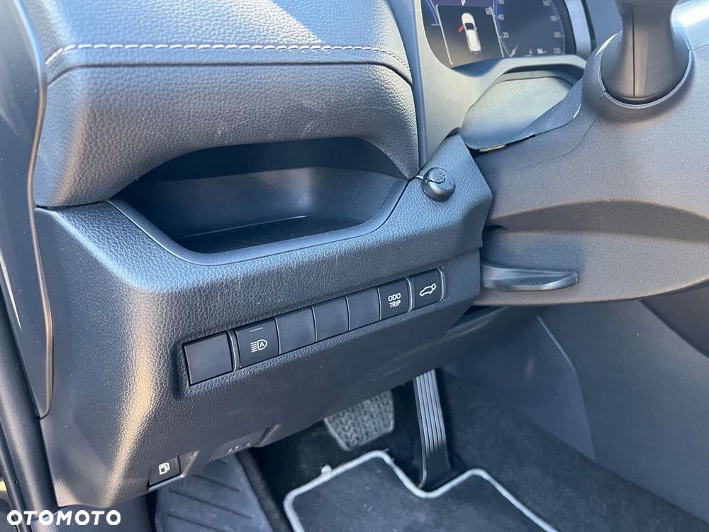 Toyota RAV4 - 24