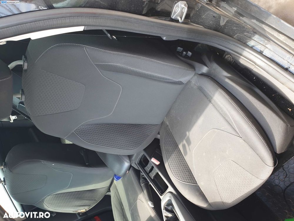 Scaun Textil Fara Incalzire Stanga Fata Manual Fara Reglaj Inaltime Ford Focus 3 2010 - 2018 [K6426] - 1