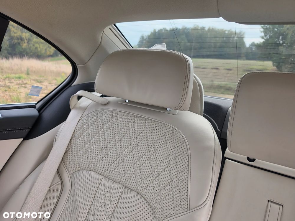 BMW Seria 7 - 33