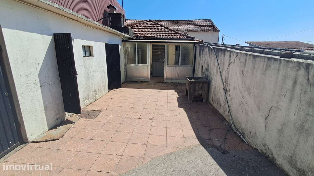 Comprar moradia T3 para restaurar em Escariz, Arouca - Grande imagem: 3/28