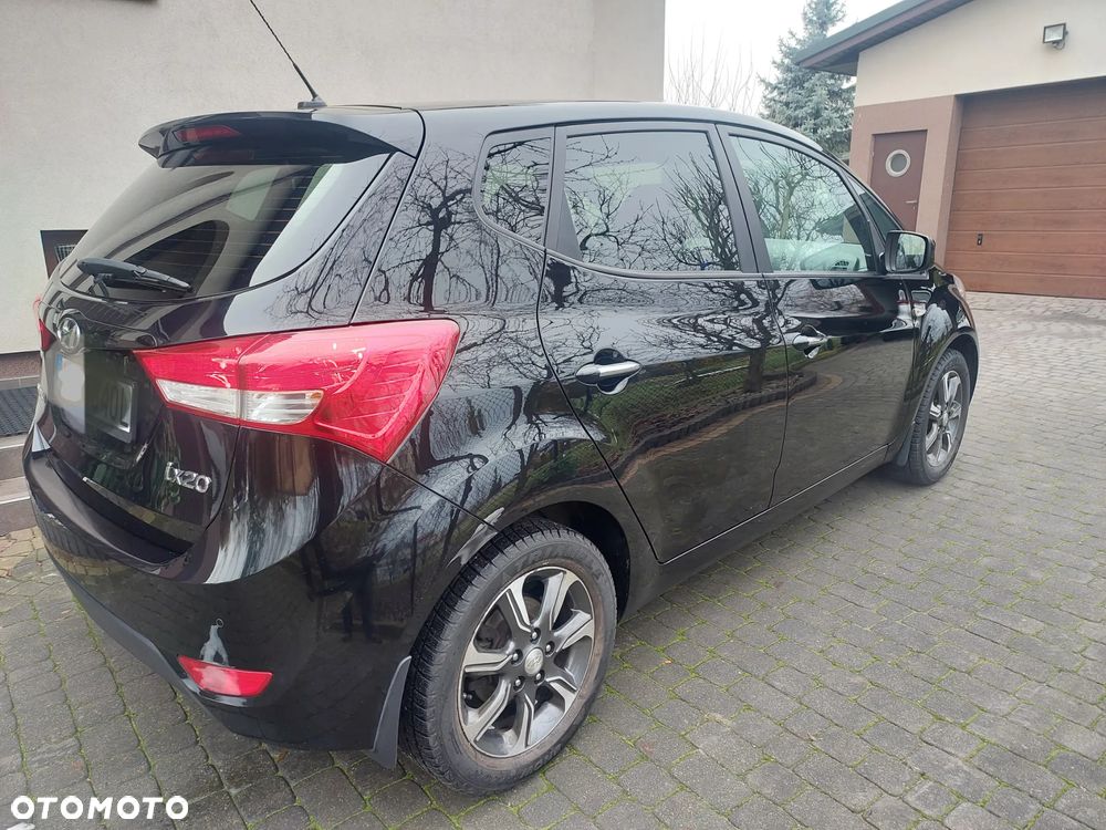 Hyundai ix20 1.6 Premium - 2